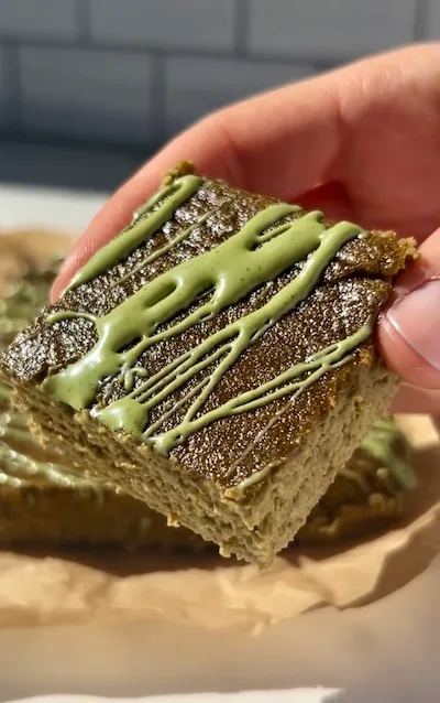 Easy Healthy Matcha Cake (4 Ingredients, Sugar Free)